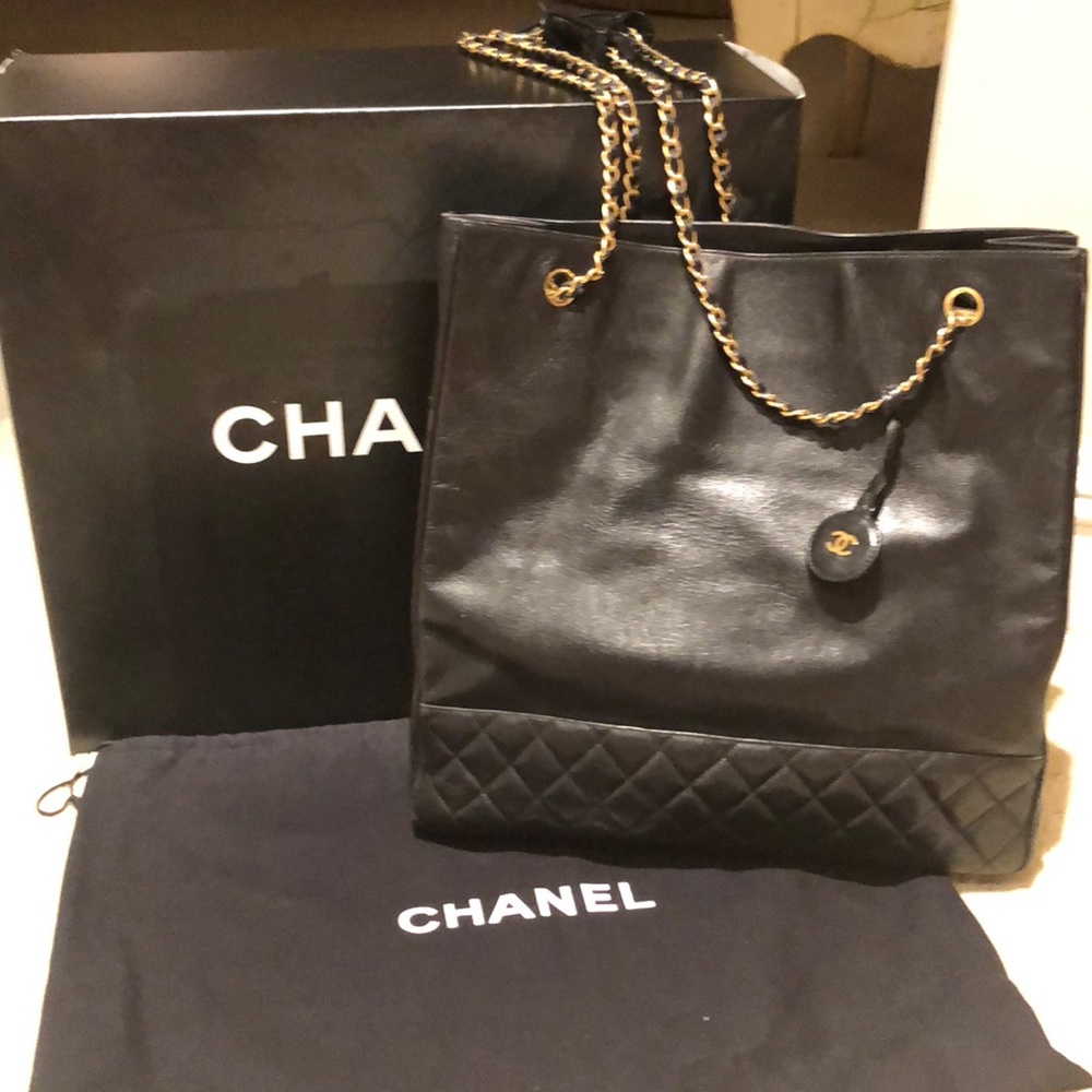 CHANEL vintage lambskin grand shopping tote